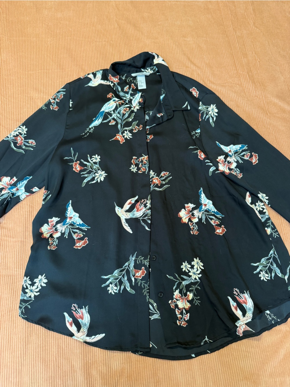 Women’s Flowy Bird Print Button Down Shirt